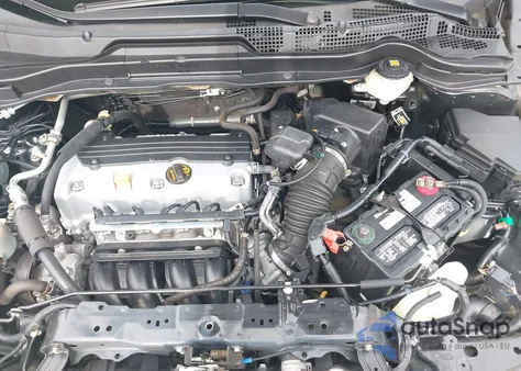 2010 Honda Cr-V Lx z USA, uszkodzony, nr VIN 5J6RE3H33AL032685